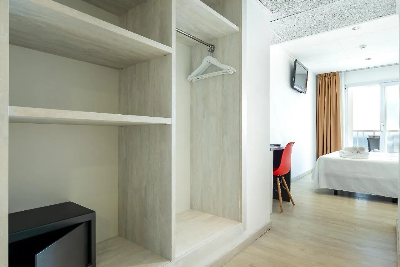 Hotel Vela Росас