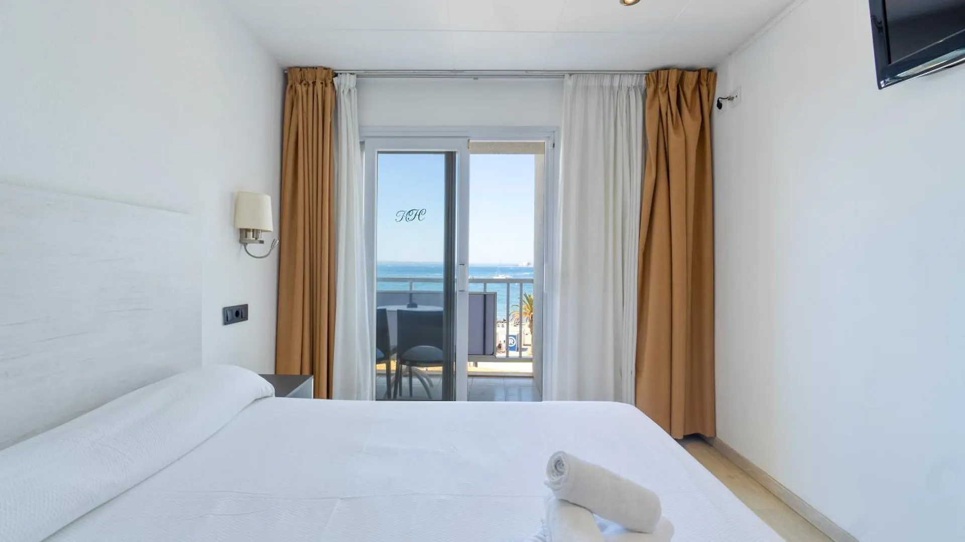 Hotel Vela Росас